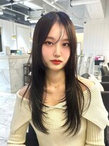 リー 四ツ橋(Lee)&nbsp;レイヤーカット/韓国風/外国人風/顔周り/透明感カラー