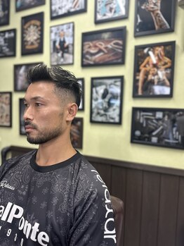 アトム(ATOM)の写真/ツイストパーマやスパイラルパーマ×フェードスタイルも人気、BARBERだからできるスキンフェード＊