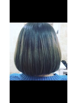 ステラ(Stella) ボブでもグラデーションカラー