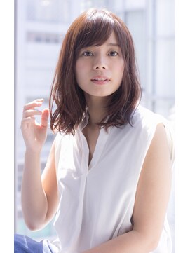 ラフ フロム ガーデン(Laf from GARDEN) 〈Ramie 寺尾拓巳〉大人女子のエフォートレスウェーブミディ