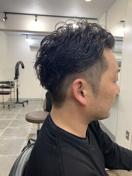 イズミ(izumi) お洒落パパ　　パーマ Style