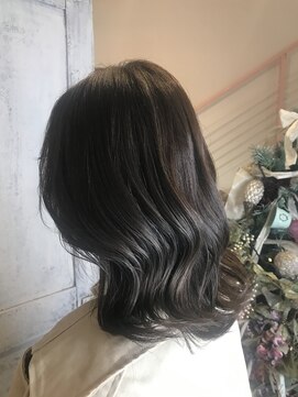 ワークスヘアー(WORKS HAIR) 艶々韓国巻きスタイル