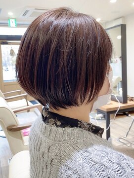 アイ(I.) 【I.】乾かすだけのお手入れ簡単前下がりショートボブ　川口