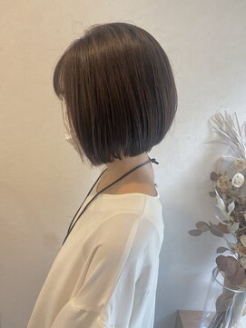 イソラヘアアトリエ(Isola hair atelier) 【Isola】グラボブ×ショート