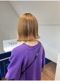 外ハネボブ レイヤーボブ ハイトーンカラー
