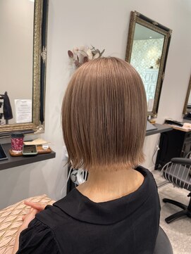 ガレリアエレガンテ 西尾店(GALLARIAElegante) ミルクティーベージュ