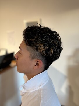 ヘアーコンセプト(HAIR CONCEPT) ツーブロック×パーマ