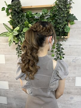 ロカット サロン(Roquat Salon) ポニーアレンジ【立川/国分寺/立川/袴着付け/立川/袴/国分寺】