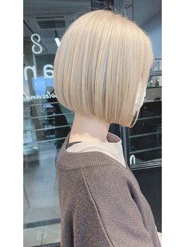 ロット 横浜(lot) ぱつっとボブ/ショートボブ/ミルクティベージュ[横浜駅]