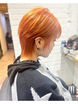 エイト 福岡天神店(EIGHT fukuoka) オレンジ