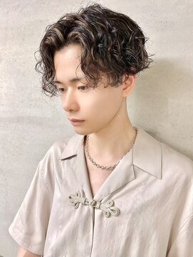 ロンド ローガン 名駅(Lond LOGAN) ツイストスパイラルパーマ 名古屋 メンズ センターパート