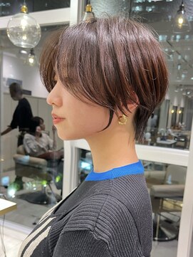 アンド ストーリーズ(&STORIES) 斜めバング/ニュアンスカラー/絶壁解消30代/40代【橋本】