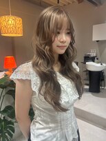 ニール(niil) ミルクティーグレージュ