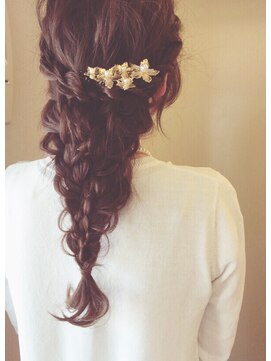 バトン ヘアケア アンド デザイン(baton hair care & design) 編みおろしヘアアレンジ