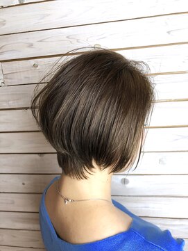 デコヘアー キートス(DECO HAIR kiitos) 襟足すっきりショートボブ