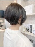 福山市美容室Caary人気 ナチュラル黒髪ショートボブ