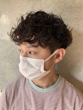 アース クロスガーデン川崎店(HAIR&MAKE EARTH) 外国人風★カーリーパーマ