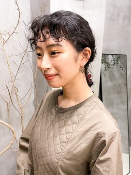 トゥコ(tuco) くるくるパーマパーマスタイルパーマへア