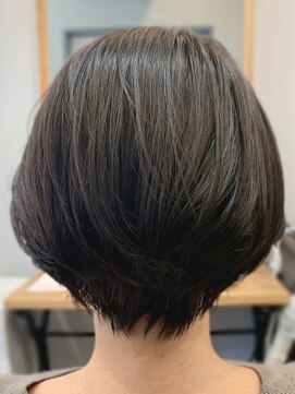 グラッシー センター北店(GLASSI) ショートボブ★耳かけショート★センター北