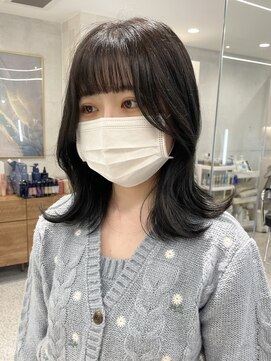 ローウェ 渋谷(Louwe) ブルーブラックカラー《misaki》