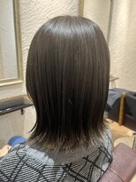 アマレット(Amaretto) 【オリーブグレージュ×外はねボブ】