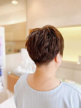 クール ヘアー ギャラリー 神明町店(COOL Hair gallery) 大人の刈り上げショート