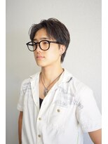 ミューズ バイ ケンジ(MUSE by KENJE)&nbsp;センターパート／メンズショート／平塚美容室