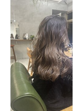 マハナ(Mahana by hair) 根元の伸びが気にならないハイライトカラー