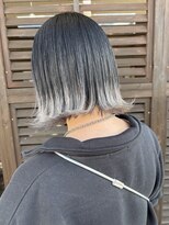 ソルナ(soluna) 裾color／black×white