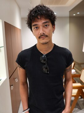 オルカ(ORCA) メンズヘア/メンズカット/センターパート/新宿【深江】