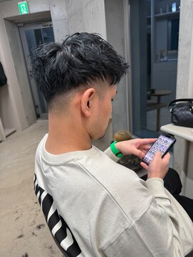 エウペ 渋谷(WEUPE) 束感/波巻き/ハイライト/マッシュパーマ