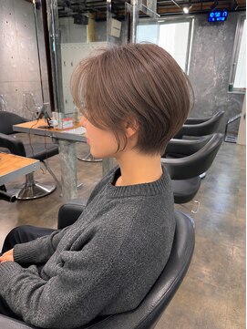 スリー 横浜(THREE) ☆大人っぽショート☆