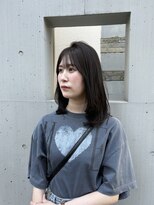 アイナ(AINA)&nbsp;透明感たっぷりグレージュ