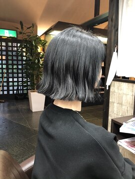 ナトゥーラ 岐阜(Natura) グレー切りっぱなし