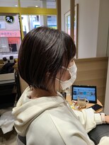 ヘアサロン R3 お手入れ簡単ショートボブ