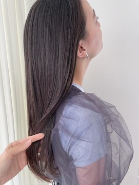 ココ 鷹匠(COCO) 艶髪ストレート ストレート/白髪染め/ヘッドスパ/リタッチ