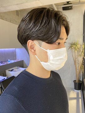 エリマ 調布(elima) センターパート/カルマパーマ/かき上げヘア/ビジネスヘア/調布