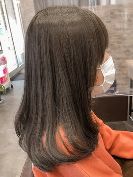 ビースリー ロア イルミナカラー×ナチュラルブラウン　2022/3/26