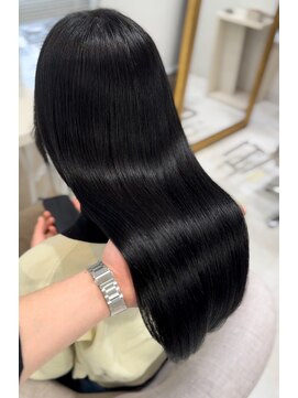 コア 梅田(Core) 髪質改善　艶髪　酸性縮毛矯正　梅田