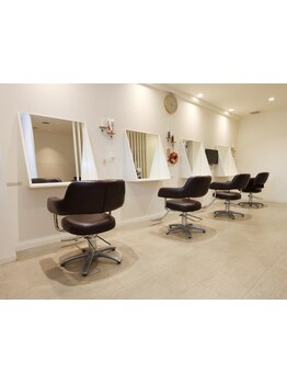 アットホーム×マンツーマンのプライベートサロン♪お一人おひとり丁寧に向き合って施術しております！