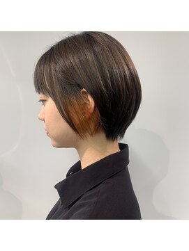 キコエル 三軒茶屋(kikoeru) 丸みショートボブイヤリングカラー