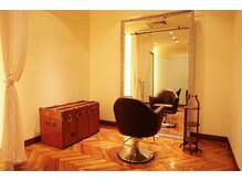 【個室完備】快適空間で特別なひと時を。お子様連れでもご一緒にご利用いただけます。（※事前予約要）