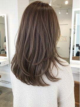 グルグル 本八幡店(GULGUL) 本八幡/顔周り/レイヤーカット/前髪/白髪ぼかし/ハイライト