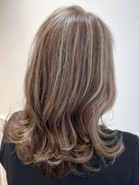 ネオリーブソラ 相模大野店(Neolive sola) 白髪ぼかしハイライト