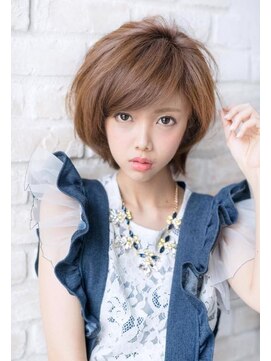 ボニークチュール(BONNY COUTURE) 大人のクールビューティなショートボブ