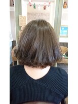 ヘアサロンアンドリラクゼーション マハナ(Hair salon&Relaxation mahana) アッシュ系カラーで透明感を♪ふんわりボブスタイル♪