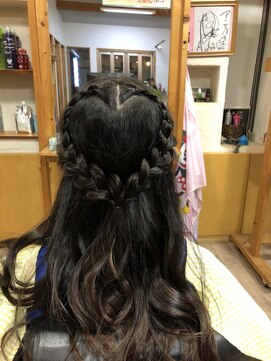 アーツヘア(ARTS hair) ヘアーアレンジ