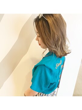 ソワン ドゥ ブレス フラン 東花園店(soin de brace Fran) ボブ/ミディアム/ハイトーン/アッシュ/ベージュ/外はね