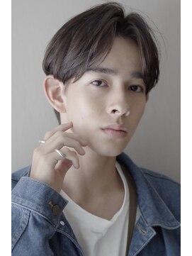 ロニカ 銀座(LOuNICA) アップバングセンターマッシュショートスリークショート