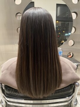 ハイライトにも対応 酸性ストレート L キレイな髪専門店のヘアカタログ ホットペッパービューティー